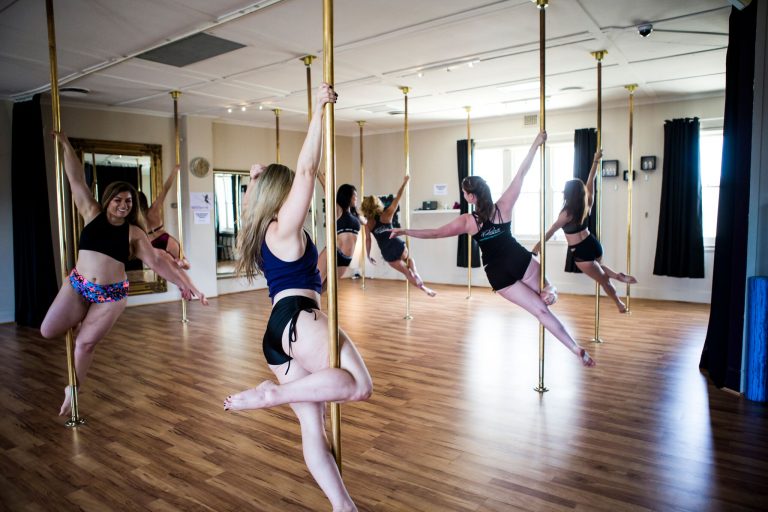 What happens in a Pole Dancing Class? Studio Exclusive